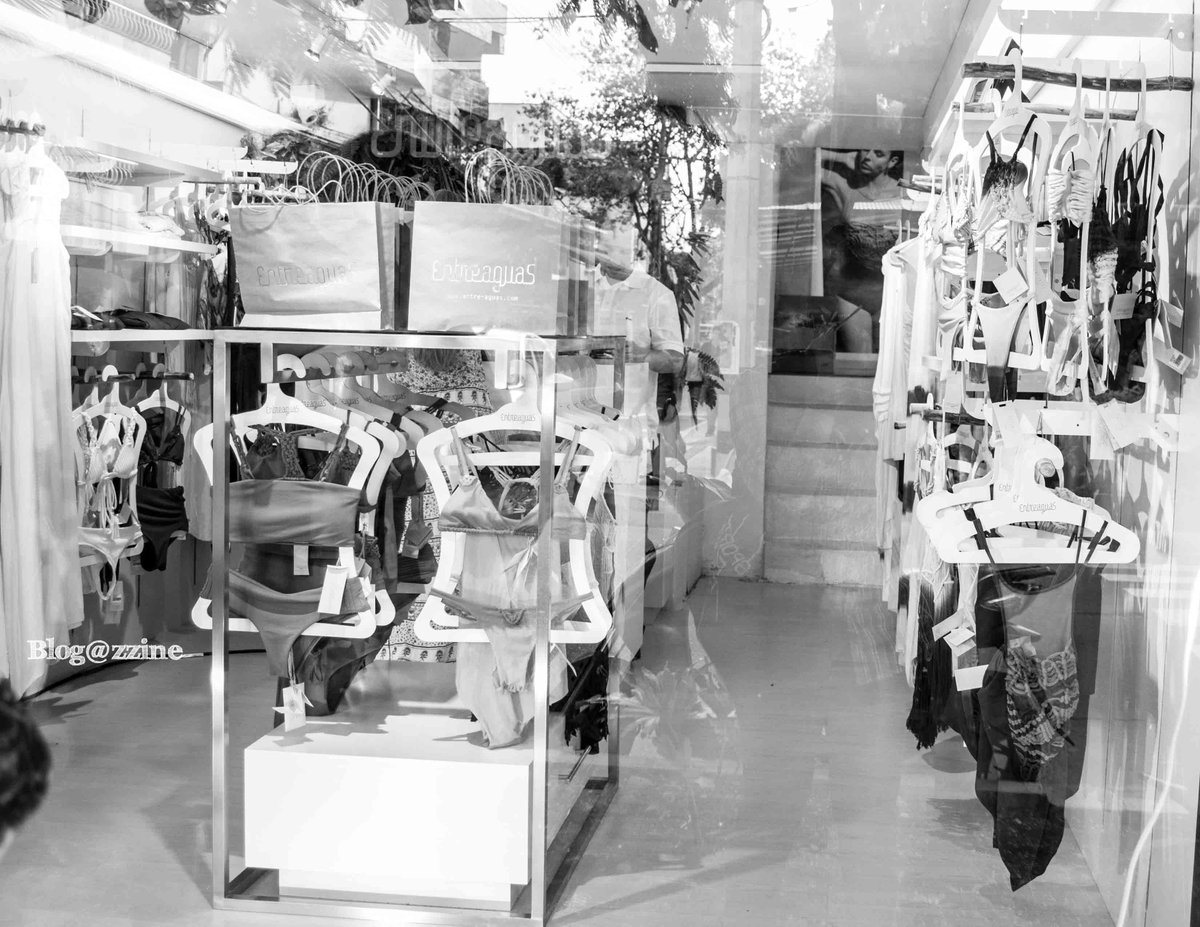 blogazzine's tweet photo. Somos construcción colectiva, síguenos en https://t.co/XrCQgLcD0E #EstilodeVidaBlogazzine #entreaguas #fashion #look https://t.co/OGECZkoojo
