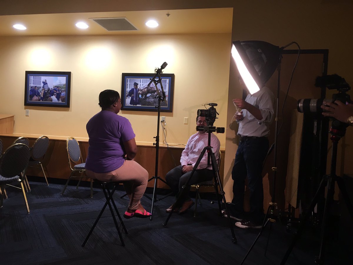 M_Vision6's tweet photo. Lights, camera, action! Our Team is finalizing your video with @PACECenter ! @MiamiChamber #LeadershipMiami https://t.co/HQByVQD3Bj