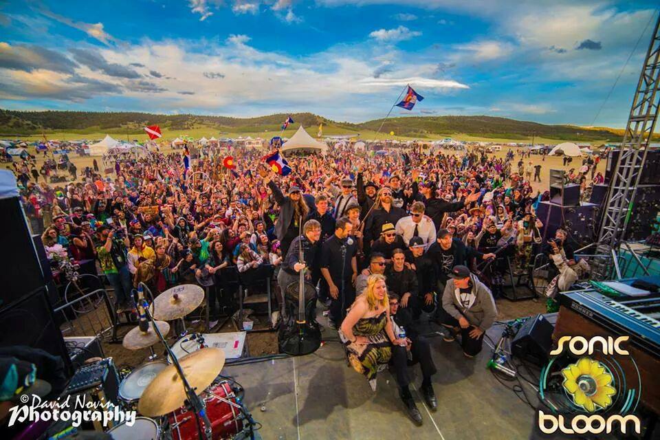 GrooveMedical's tweet photo. Volunteers needed for @SONIC_BLOOM! Keep ppl in the groove while rockin' to @sibonobo @EOTOmusic @tippermusic https://t.co/8SsCv8yHWT