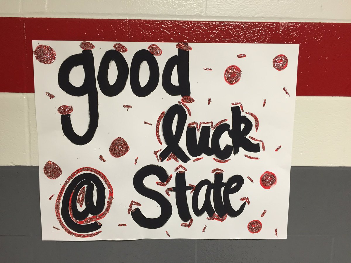MHeaton22's tweet photo. Thanks to @GHHSPEPCLUB for the hallway decorations for the track and fields team. You guys are great. https://t.co/NXvMesq0i2