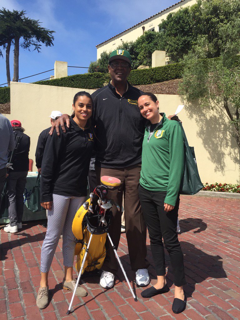 USFDonsWBB's tweet photo. Legend Bill Cartwright, @ZDikes &amp; Nikki hit the course ⛳️ 🏌at the #SwansonGolf Tourney with @DonsAthletics ! https://t.co/dDmnzcs4EI