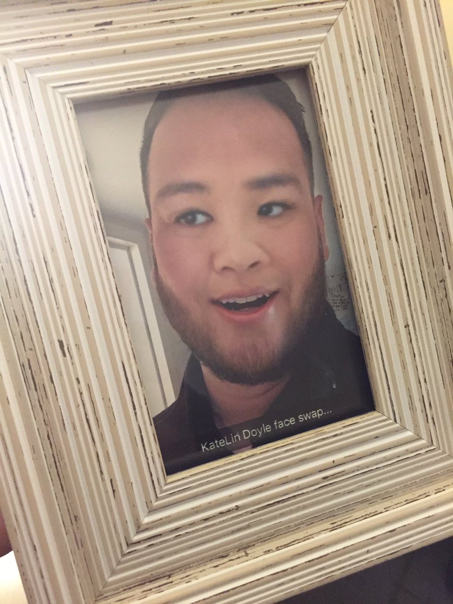 MaddinRyan's tweet photo. When your RAs give you gifts of their #snapchat #faceswap https://t.co/eBykrN9NCe