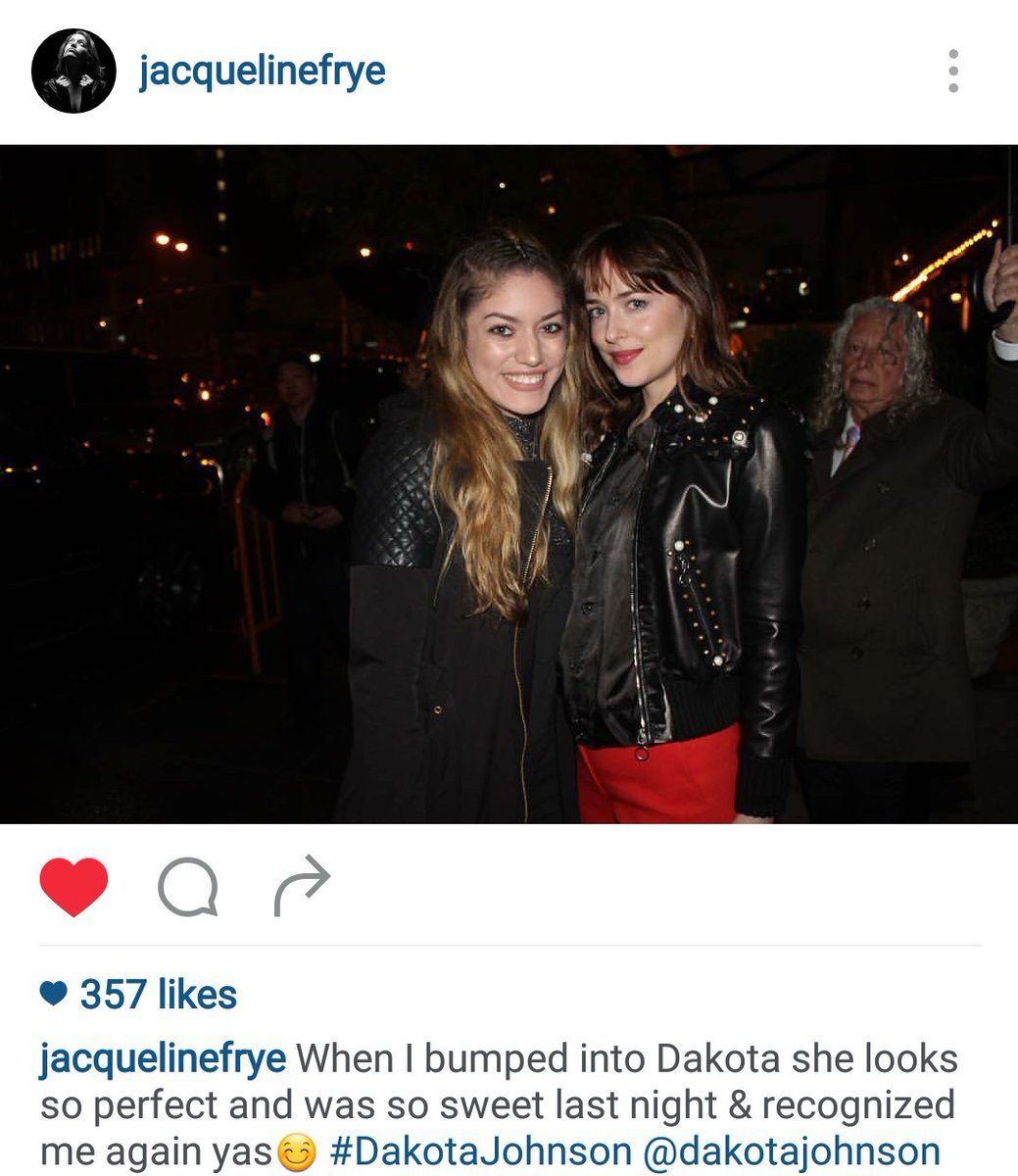 fsogindia's tweet photo. New photo of #DakotaJohnson with a fan 💖 https://t.co/FZafAdWEot