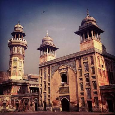 #WazirKhanMosque #Lahore #Punjab: One of the finest examples of Qashani tile work from #MughalEra #beautifulPakistan