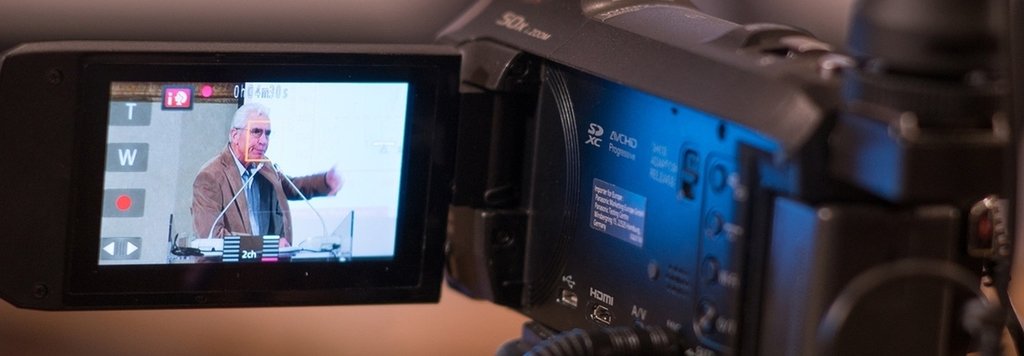 stesaf's tweet photo. Rewind and review: video analysis for your lectures @ungerlm https://t.co/nHdx0jiule https://t.co/foIRmfEZbn