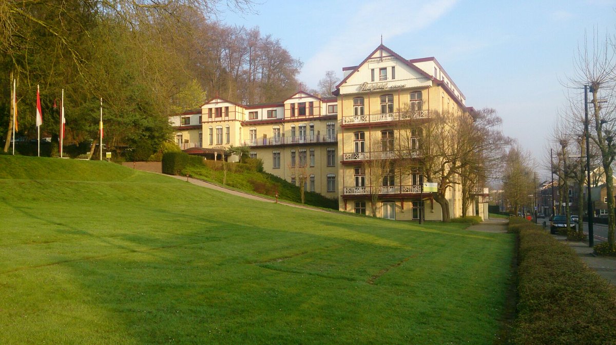 OpenKeyApp's tweet photo. Parkhotel Valkenburg Chooses OpenKey Mobile Technology. #mobilekey #hoteltech #hospitality #mobileentry https://t.co/DBlNyhuAbf