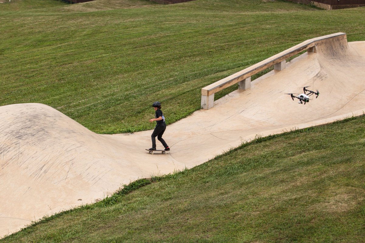 WoodwardCamp's tweet photo. Zepp goes to war with the love seat in The Snake Run for Episode 20 #cws7 - Watch it here: https://t.co/LTQpNZb5wj https://t.co/8Mb2GARSFV