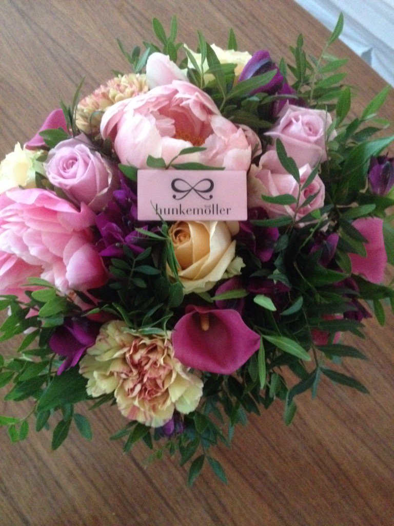 Yes!!!! I got the job🎀