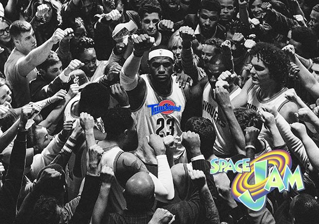 SneakerNews's tweet photo. Space Jam 2 starring LeBron James is confirmed. Who will be on his squad? https://t.co/WoyvMKyfYv https://t.co/4dTrjNgzL9