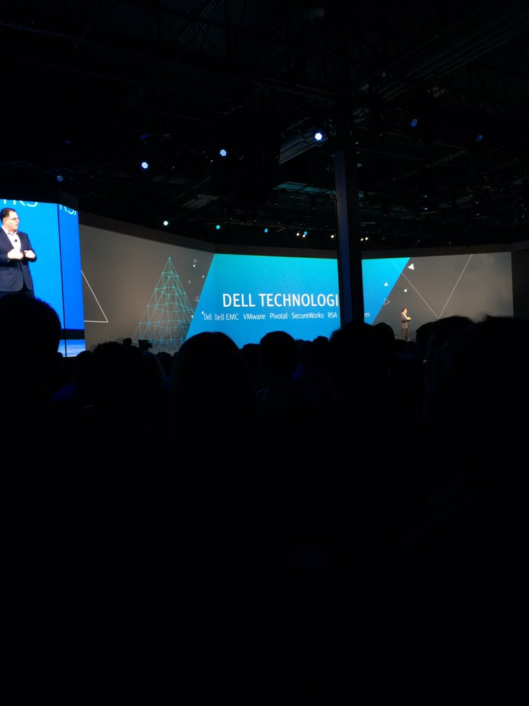 CPritchardTech's tweet photo. Dell Technologies: the new Dell #emcworld https://t.co/ObyzoinHIx