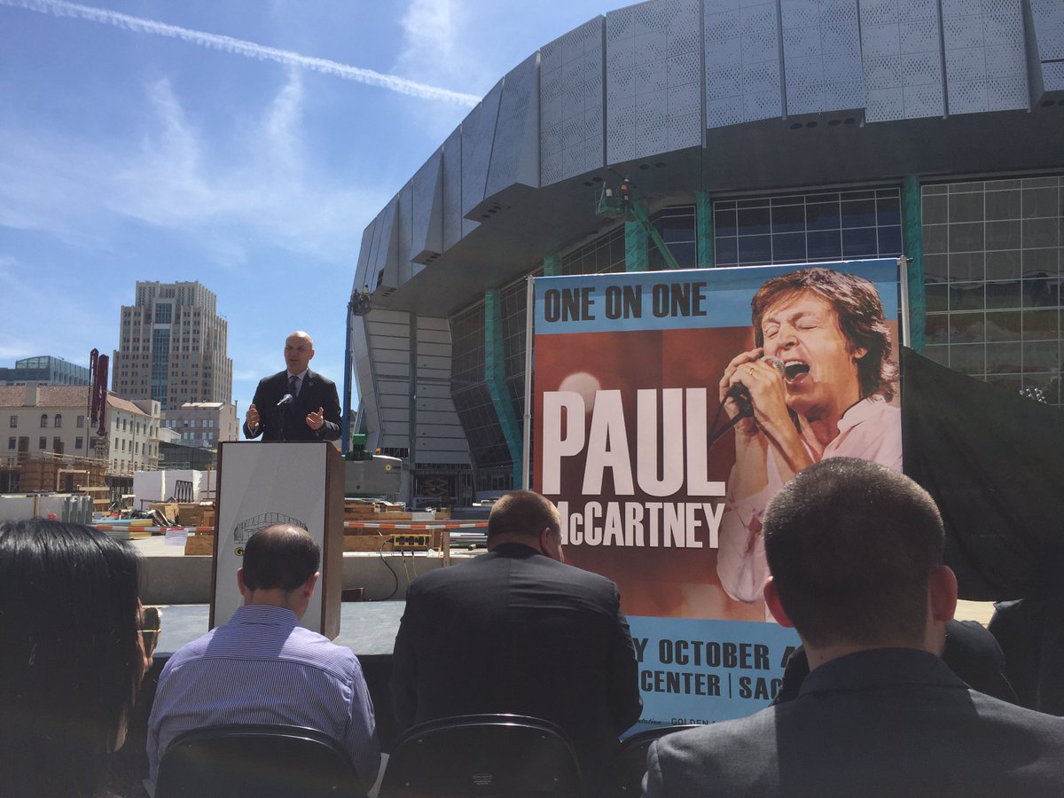 *JAW DROPS TO THE FLOOR* Paul McCartney coming to #DowntownSac <a href="/Golden1Center/">Golden 1 Center</a> #forREAL bit.ly/1re8Zz8