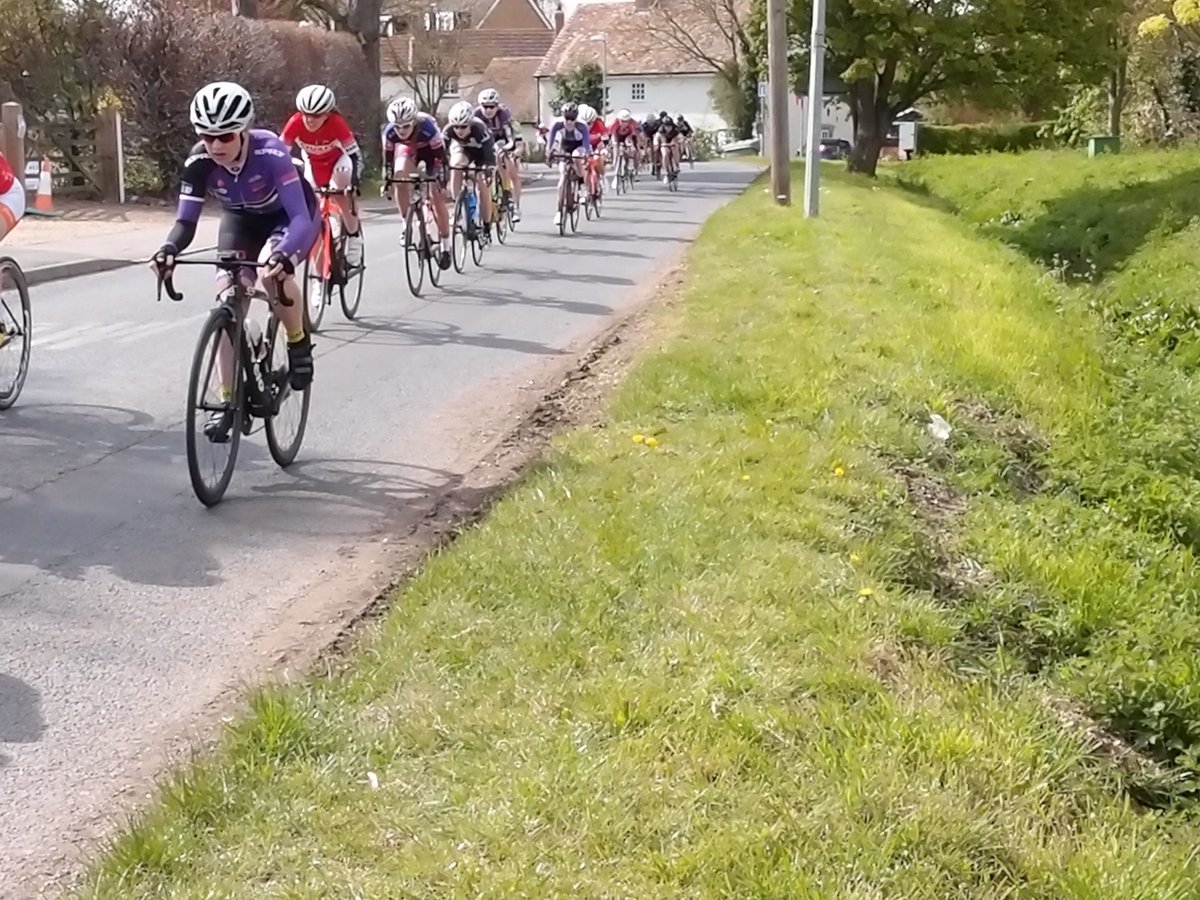 TeamVision_IL's tweet photo. @sophie_e_black 3rd on stage 2 of the three days of Bedford! #SprintFest #thisgirlcanuk #womenscycling #high5fulled https://t.co/XaZfm8qiGg