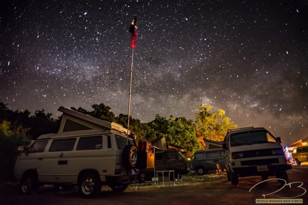 Raventurous's tweet photo. 🌌🚐 Gorgeous #milkyway photo of my #Vanagon #Westfalia and @houstonphotog's award-winning #vwcamper at #Syncrofest https://t.co/VPPmzxiZyY