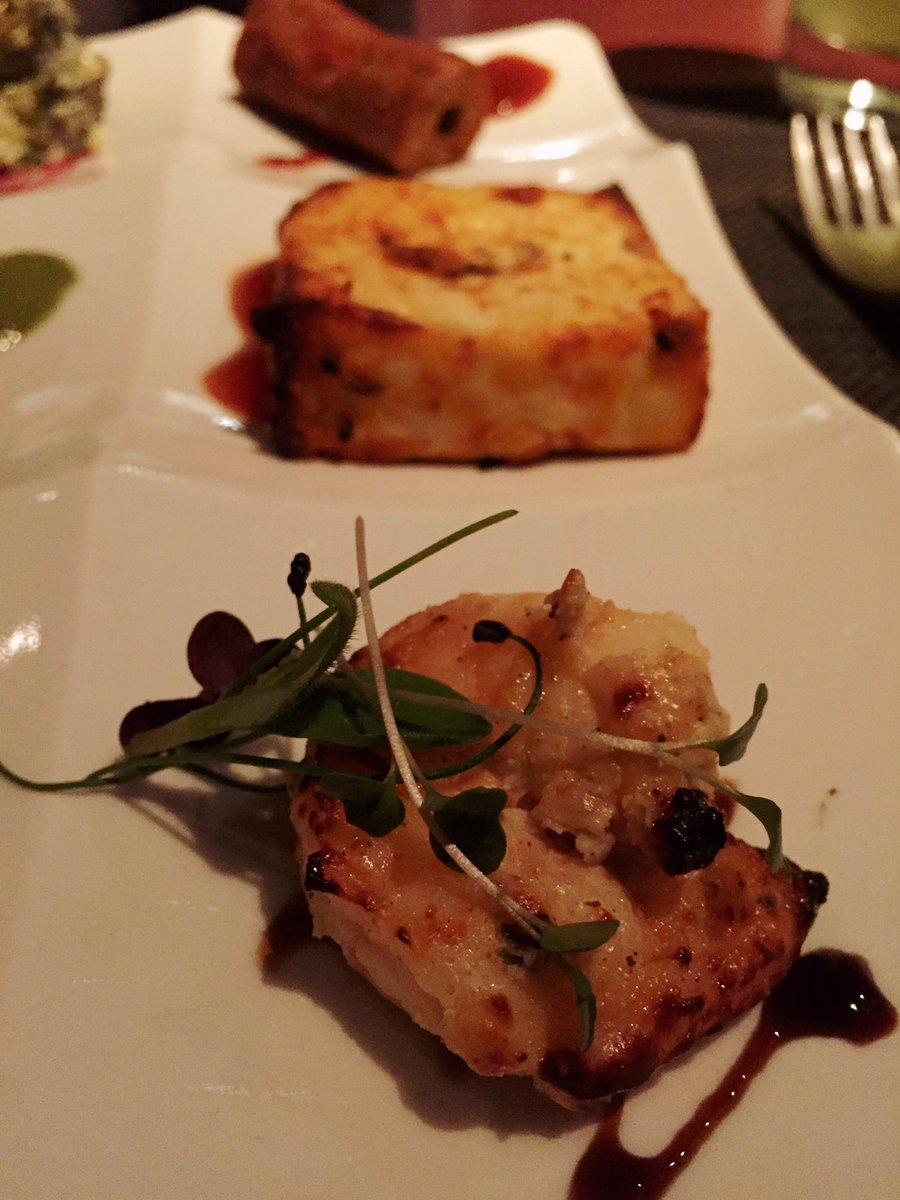 scribedubai's tweet photo. @MintLeafDXB's incredible #IftarReview. Watch our blog for exclusive iftar reviews. https://t.co/9riCzEdOfk