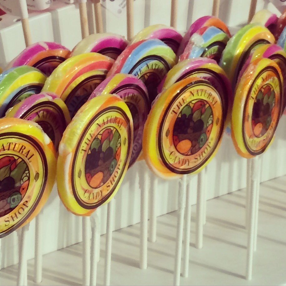 Originalcandyco's tweet photo. RT @HQuincey: @hamleyscz @Originalcandyco #naturalcandy #besttoyshopever #prague https://t.co/Bl3RAgbYka