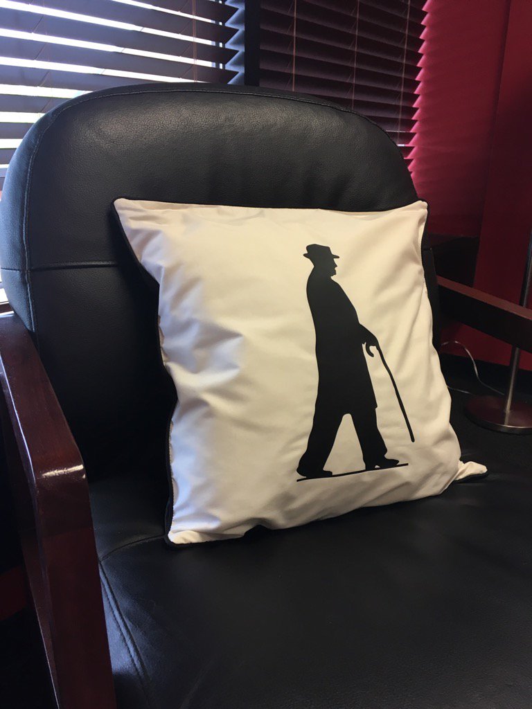 weirIndep4's tweet photo. My #TrumanWeek gift from my friend Carolyn Weeks! @CityOfIndepMO https://t.co/EukFzJDkml