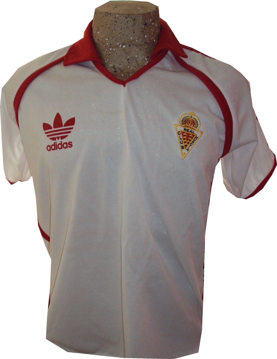 FutbolRetroCami's tweet photo. Camisetas de nuevo en stock; Real Zaragoza 1986, Real Valladolid, Real Murcia y Espanyol. ¡Pide la tuya! https://t.co/WMDqaee5KD