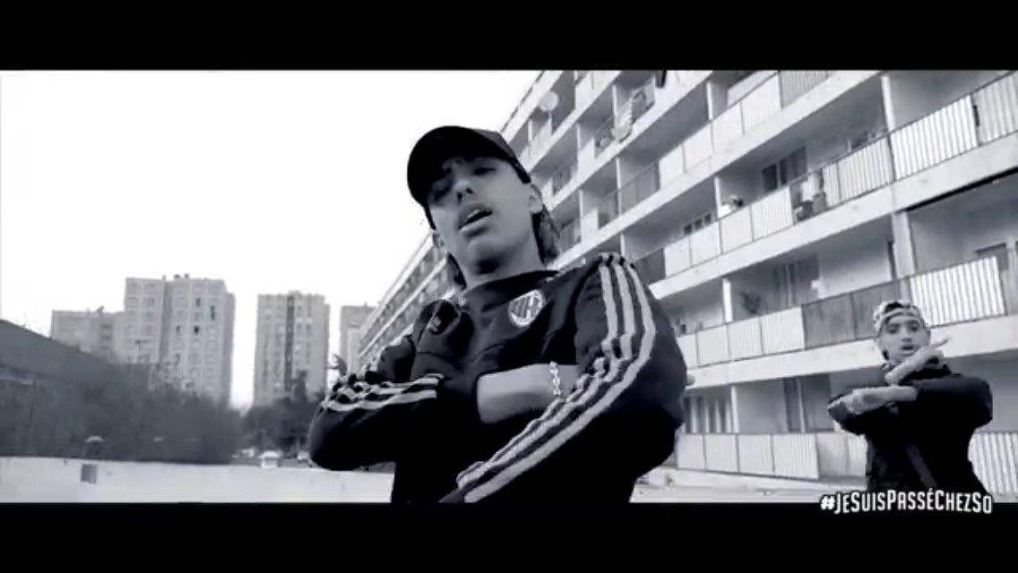 teamOR__'s tweet photo. Très très lourd ! 🔥🔥 
#OnContinueASoutenir #TeamOR #93-95 #FiansoFeatRiane #EnAttendant #LeMalYEst #EBOE 💥💯 https://t.co/rv8JzJ9Fvr