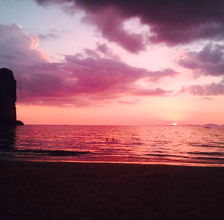 HamaHolland's tweet photo. That weather was so beautiful when I toke the picture 😍📸 https://t.co/M8TFKe85Fs