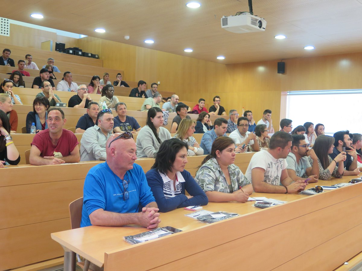 Muy interesante la jornada con Javier Estévez <a href="/LaTasqueria/">La Tasquería</a> gracias a <a href="/Arcos/">Arcos</a> y  <a href="/JoseDiaz1898/">José Díaz S.L</a>
