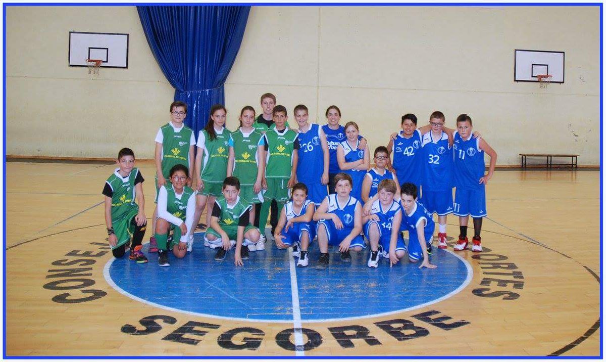 CbSegorbe's tweet photo. El sábado lo pasamos muy bien. La #escuela del #CBSegorbe sigue creciendo. ¡¡Son el #futuro!! https://t.co/KYOfxcxsTy