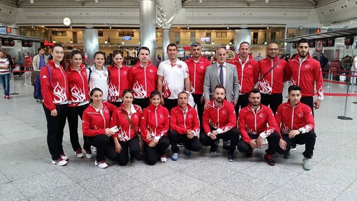 ffkarate's tweet photo. #RoadToMTP ✈️🚌🚄
#EuroKarate2016 https://t.co/WY1vAM9NWC