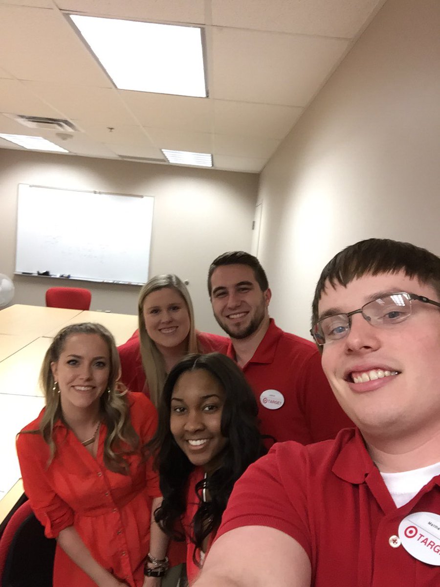 Spent the day with the newest EITs for G195! Welcome to Target! <a href="/johnp_sheehan/">John Sheehan</a> <a href="/Summer_K_W/">Summer Hickok</a>