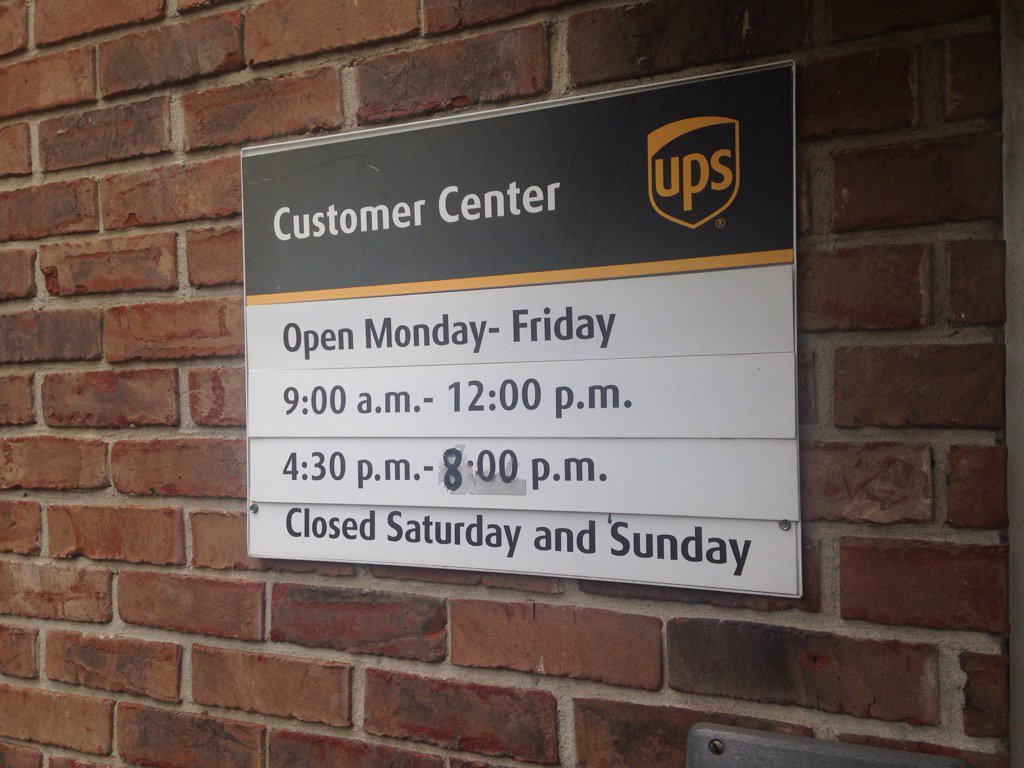 maryklanders's tweet photo. Dear @UPS, you could've said your customer center closes noon to 4:30 before I drove 15 mi out here. #Fedexnexttime https://t.co/jcIaud9yLO