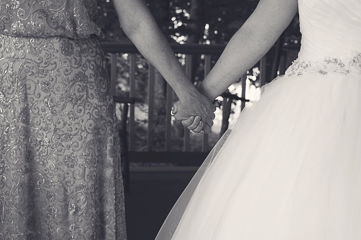 Honoring Mom hellomintjulep.com/wp/2016/05/02/…