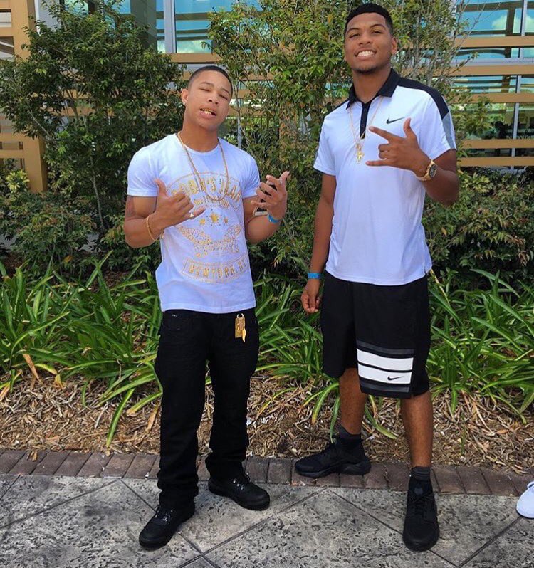 Drippin2k16's tweet photo. That Boy Bang π―π₯ #BrowardsFinest #DillardGradBash2k16 @bangwilliams3 https://t.co/7drCdegwwb