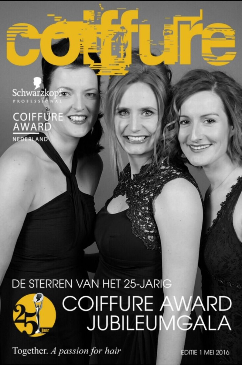 HaarCreaties's tweet photo. Vandaag nog steeds aan het nagenieten van het uitreikings-gala van de #coiffureaward 2016! Het was geweldig! https://t.co/xLXj1ExEB9
