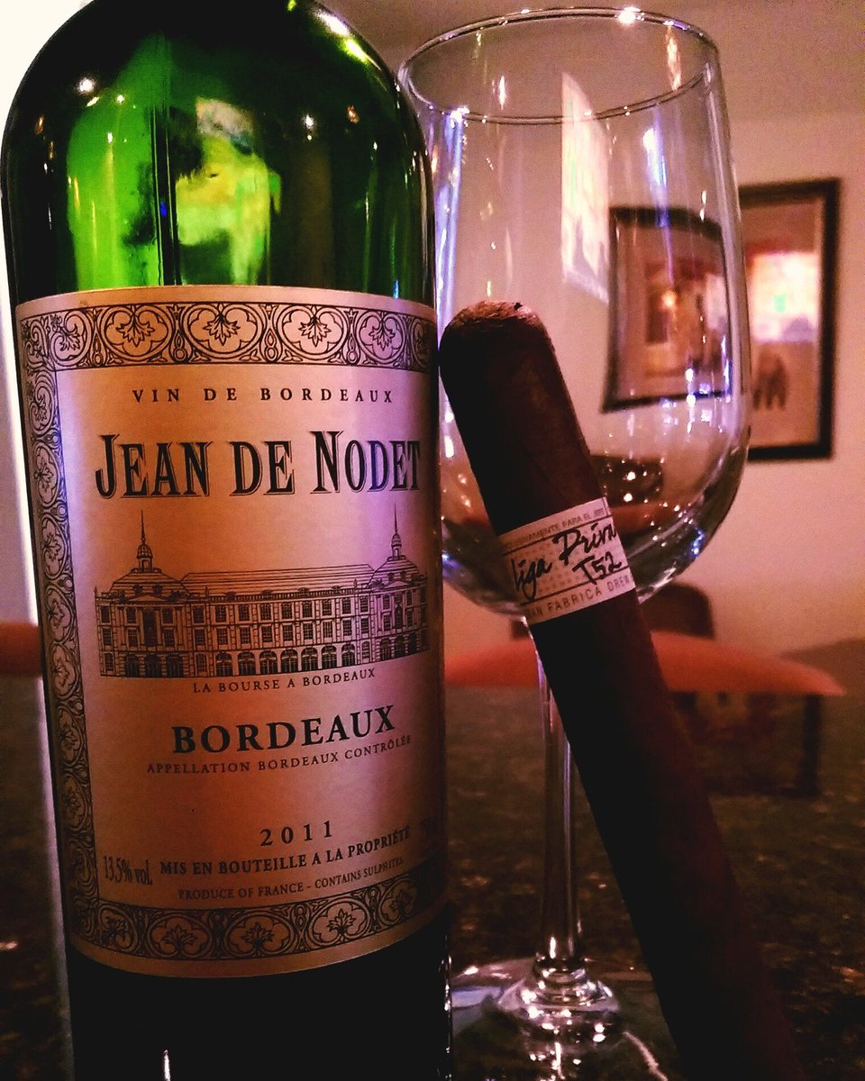 Ashley_MA12's tweet photo. Perfect pair
Bordeaux &amp; The Liga PrivadaT52
Check our facebook or instagram for all the details! 
#islandgirlneptune https://t.co/s9zPglbyjR
