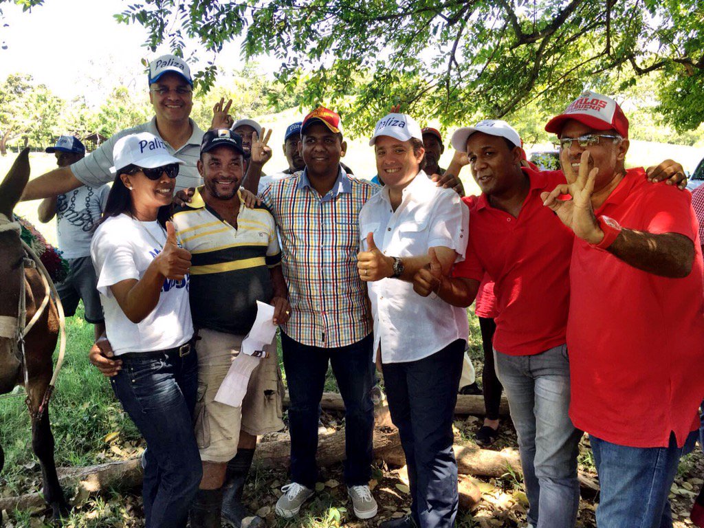 JosePaliza's tweet photo. Recorrido por Guzmancito, Cruce Guzman y El Toro... ¡#ElCambio nos espera! https://t.co/sdUjpABae4