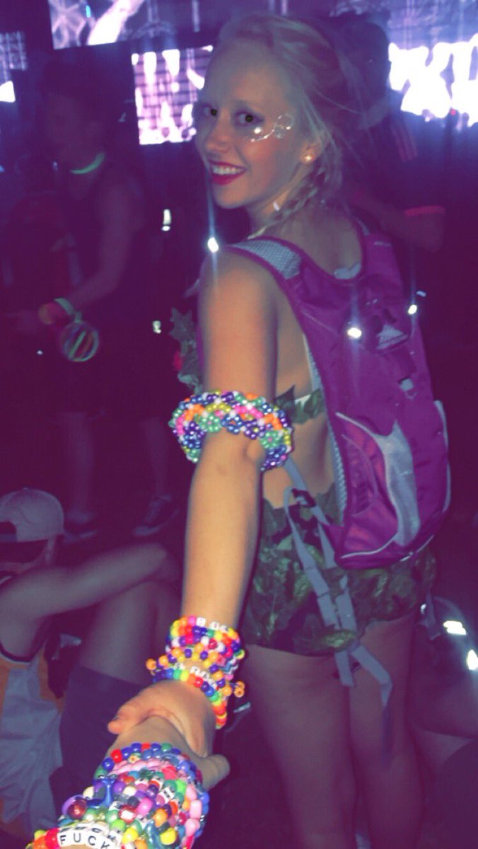 leggo_my_meg_0's tweet photo. Let me take you away... #postfestivaldepression #SoWo2016 #PLUR https://t.co/6sobboNID0