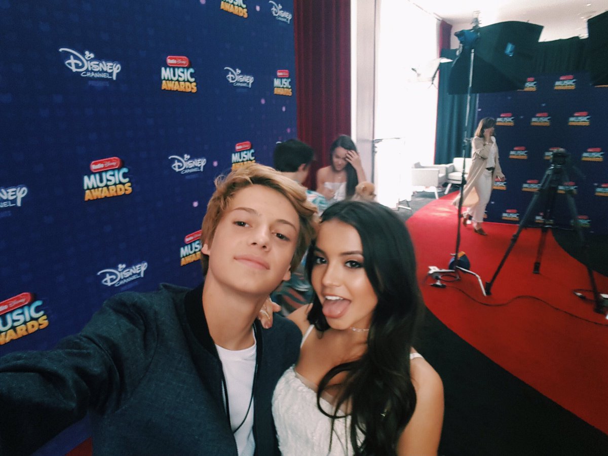 isabela moner and jace norman makeup - www.seanlynchinfo.com.