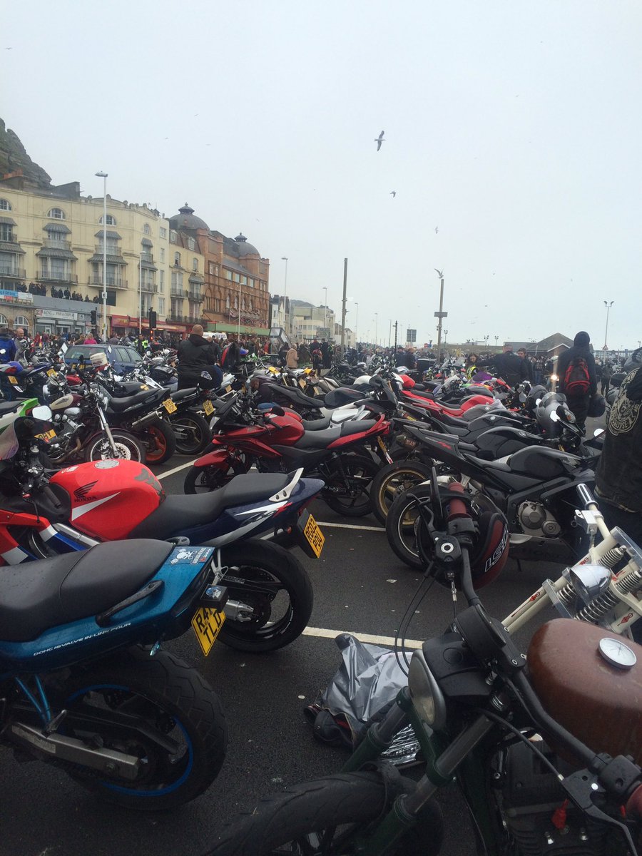 MrLMBell's tweet photo. Good day out today at Hastings mayday run #maydayrun #rout1066 https://t.co/VAe1OcziJY