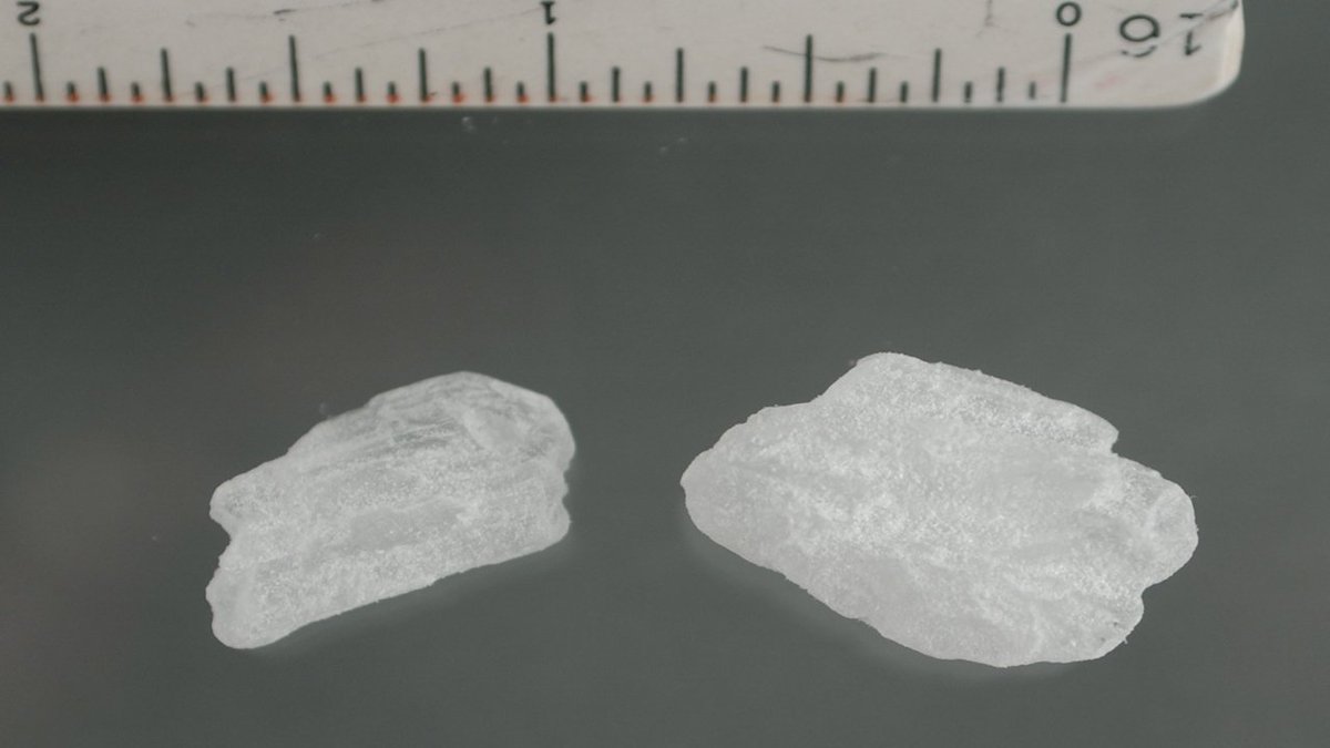 #dresden  Der Film von Robert Heber thematisiert den "Deal" mit der Modedroge Crystal. bit.ly/1QOaSaO