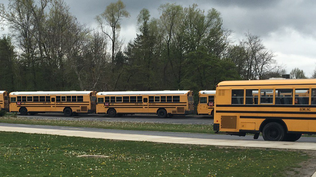 MrsKramp's tweet photo. Bus Driver Appreciation Day is every day... Thank u for all YOU do to make what we do in the classroom possible!!! https://t.co/gGSyRIfkSy