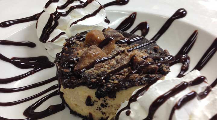 SidelinesToledo's tweet photo. Save room for dessert! Try our Peanut Butter Pie! #SidelinesToledo #EatAtSidelines https://t.co/Jbgp8QT6o9