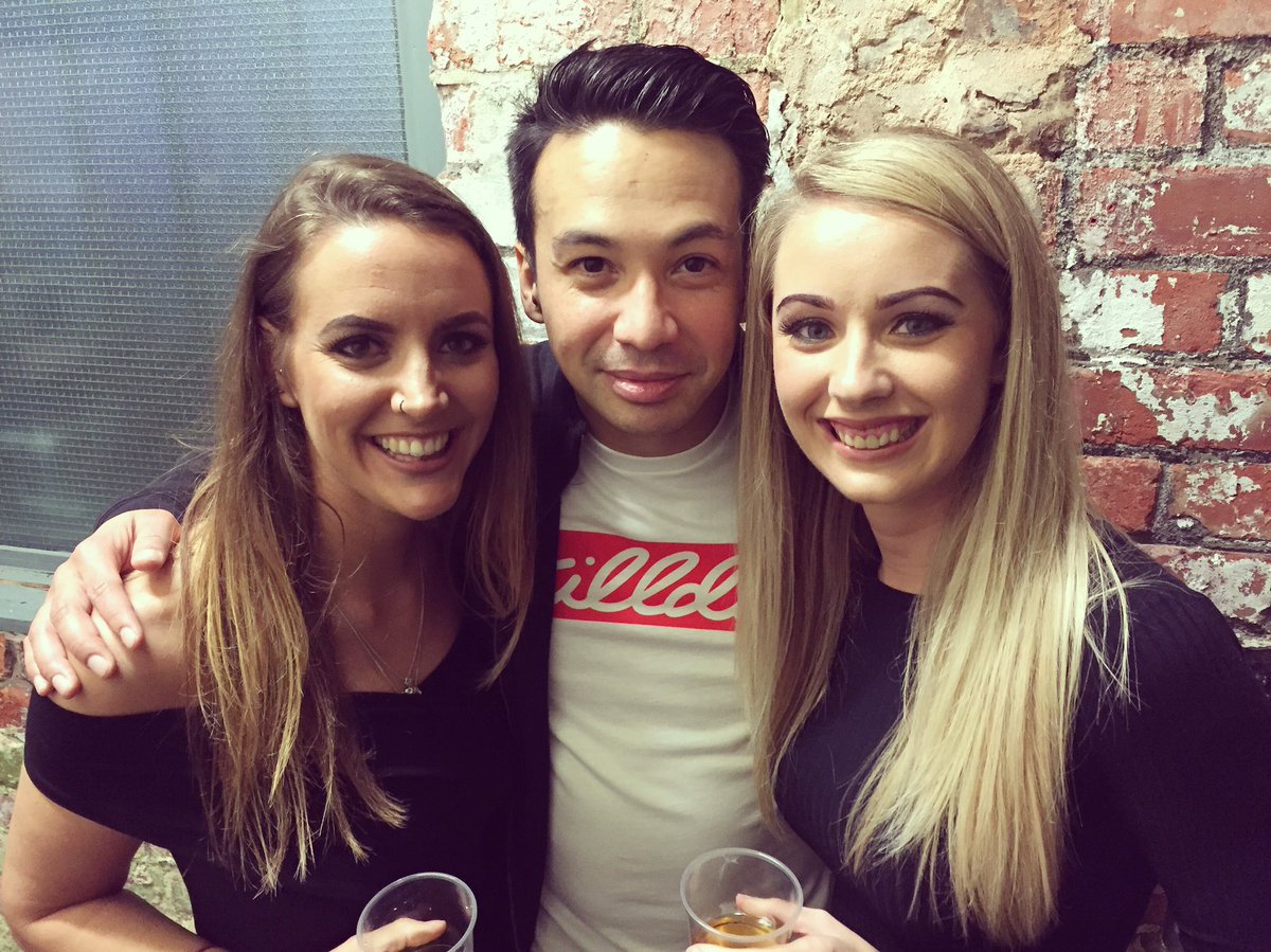 RachelSimon27's tweet photo. So good to see you @LaidbackLuke , love this photo of us all 😁🎶 hope to see you soon! https://t.co/NKTGsAS9Yc
