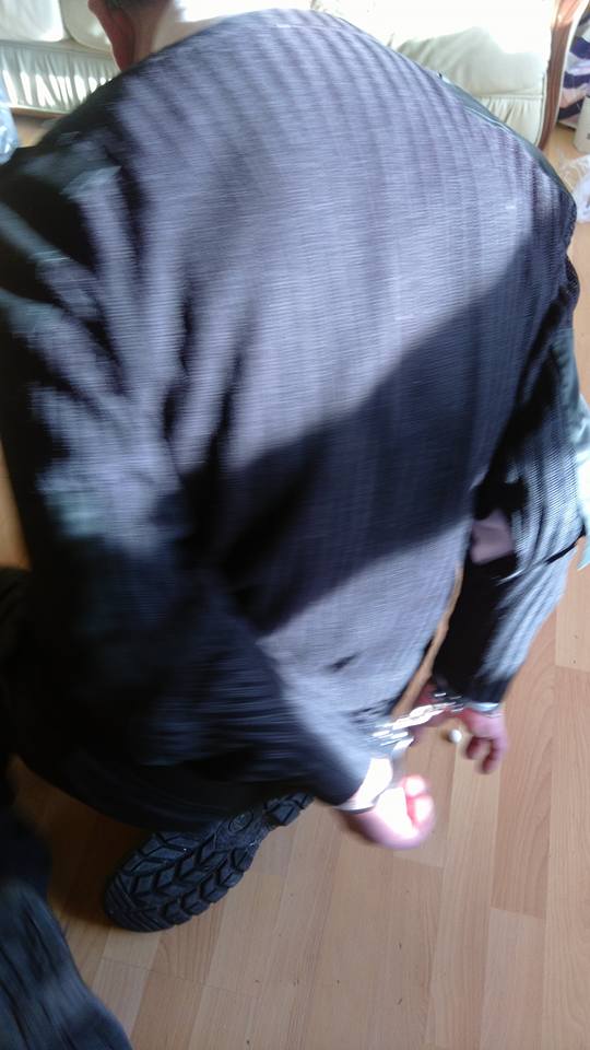 WeeFiManson's tweet photo. I CALL THIS #HUMILIATION #BITCH #GAGGED #HANDCUFFED #FUN4ME https://t.co/QfhbH3Z6lq