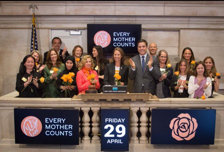 JulieSmolyansky's tweet photo. Congrats to @CTurlington @everymomcounts on ringing the @NYSE bell. When #EveryMomCounts our economy will thrive. https://t.co/rYKwFubZwQ