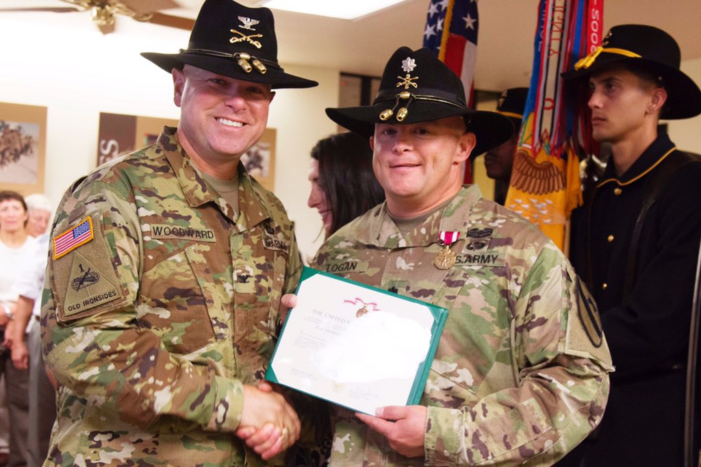 jambwoodward's tweet image. 6-9 Change of Command #SabersNeverQuit