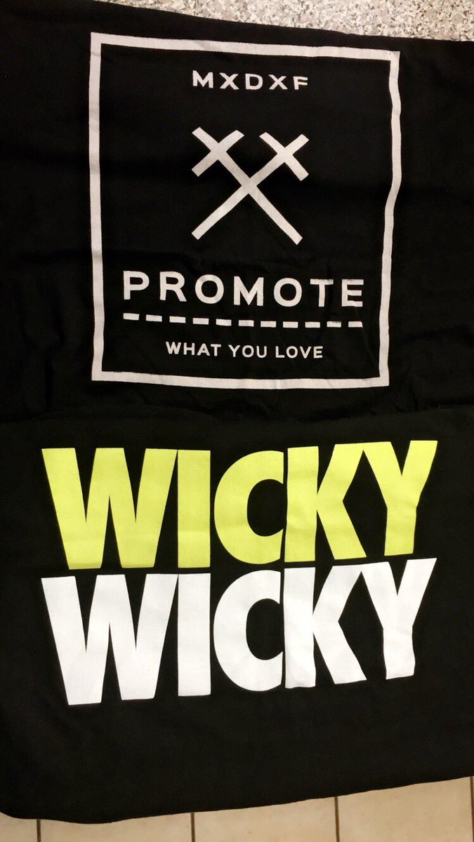 DakotaSwaney's tweet photo. Got that New Merch in! Carlos coming in clutch with the FREE and sick stickers! #ClutchCarlos #MXDXF @DJPromote https://t.co/Ardxq6Gb2j