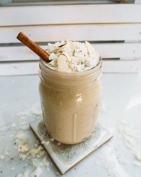 tiunutrition's tweet photo. Started off week ✌🏼️ with this delicious Coconut Chica Smoothie! @ToneItUp  #beachbabe4 https://t.co/cs7lxMGbnG https://t.co/lQtWjx8Z96