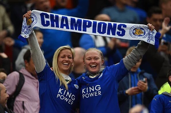 LCFC_esp's tweet photo. MUCHAS GRACIAS JUGADORES
GRACIAS POR SALIR CAMPEONES!!! https://t.co/eE2wpjDXop