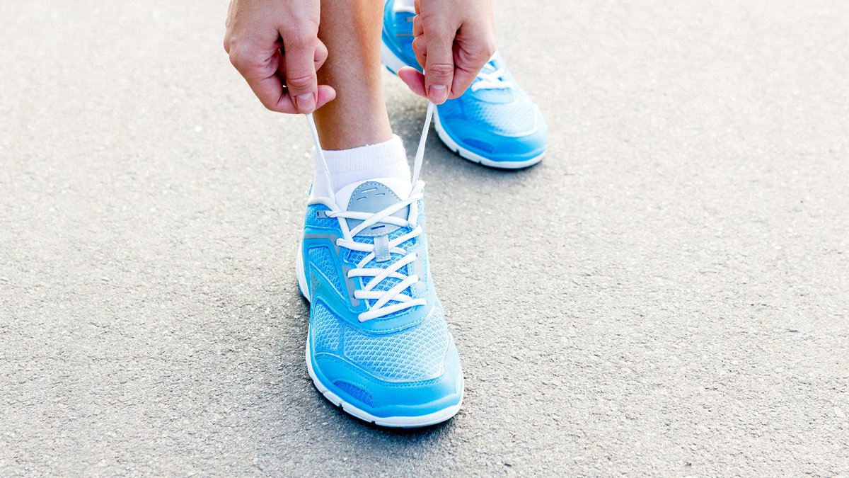 TenHealthFit's tweet photo. Keep On Running!

Find out how to select the right running shoes: https://t.co/WkoZJroMQ6

#TeamTen #TenPhysio https://t.co/2vv5BSViUw
