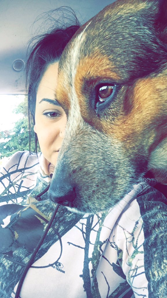 slamcools's tweet photo. day 2 of #ranchmanager hanging with this cutie. Still not better then Arizona. https://t.co/Gojc4D7P4M