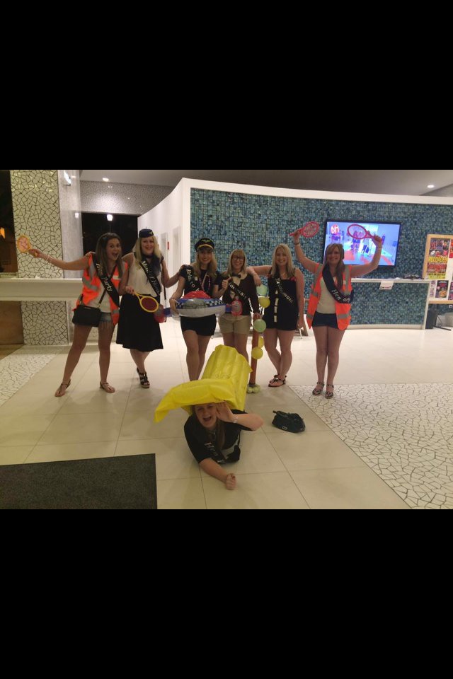 jenninicolson's tweet image. Had an amazing weekend celebrating @SarahAMcColl's hen 👰🍸😘😷 totally burst! Roll on Saturday for round 2 xx