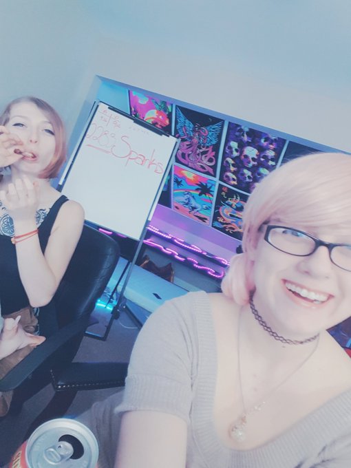 We are so cute ok   https://t.co/F1yddZVuht https://t.co/AUfieVDWey